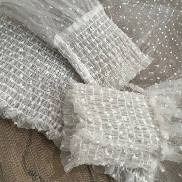 EUC [Princess Polly] Ivory Long Sleeve + Sheer Blouse | Cream Polka Dot Top | 8 - Picture 7 of 11